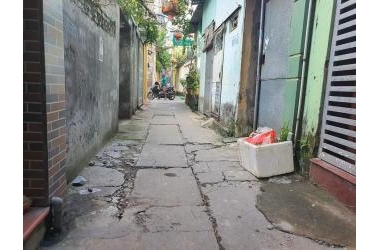 BÁN NHÀ NGÕ GỐC ĐỀ ,NHÀ DIỆN TÍCH RỘNG GIÁ QUÁ RẺ